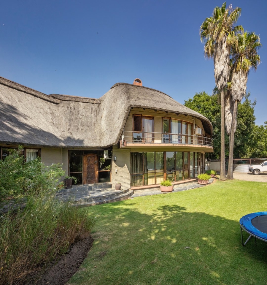 6 Bedroom Property for Sale in Panorama Free State